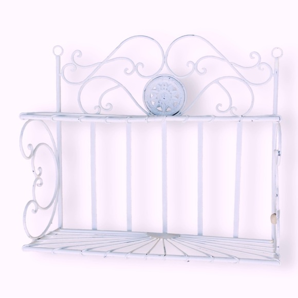 VINTAGE Shabby Chic White Rustic Metal Display Rack Hanging Shelf 18”x15” - Picture 3 of 16